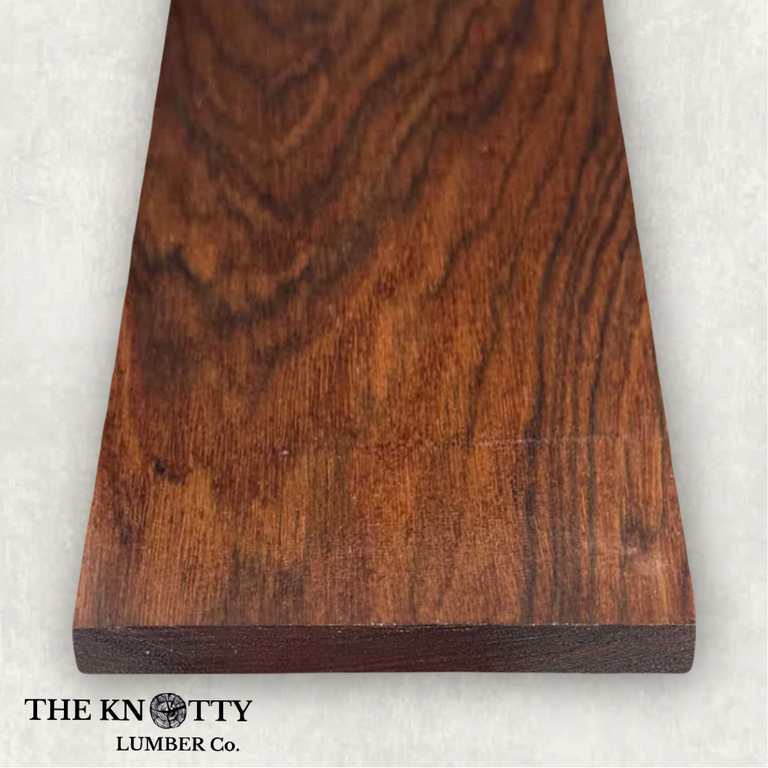Nogal (Peruvian Walnut) 4/4