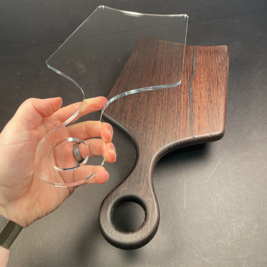 Classic Serving Board Handle Router Template